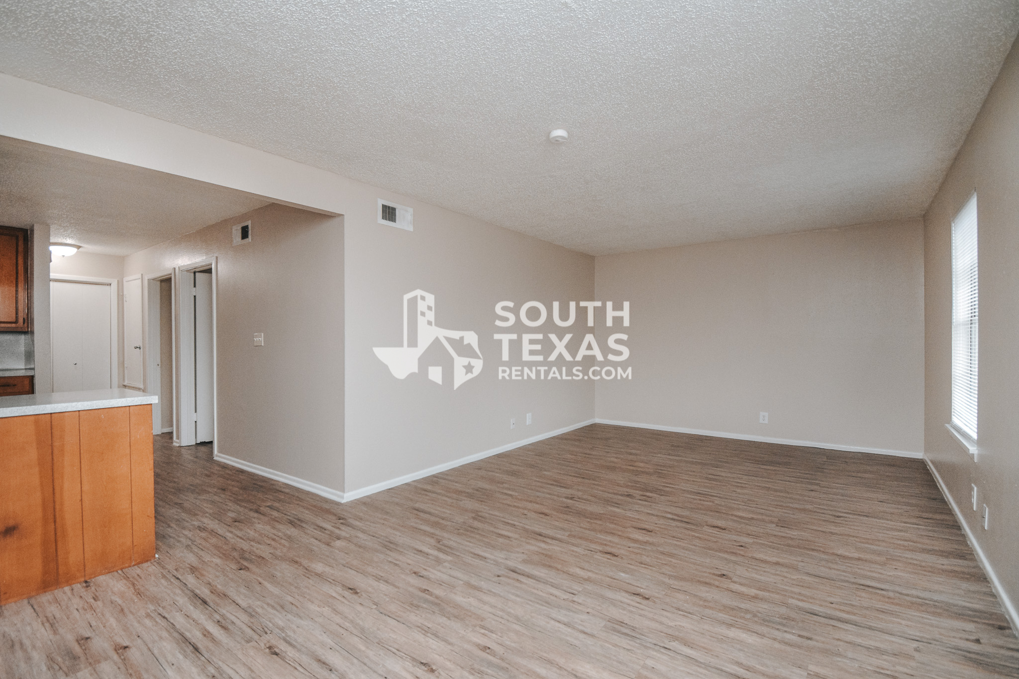 904-simpson-rd-apt-d-victoria-tx-77904-unitedstates