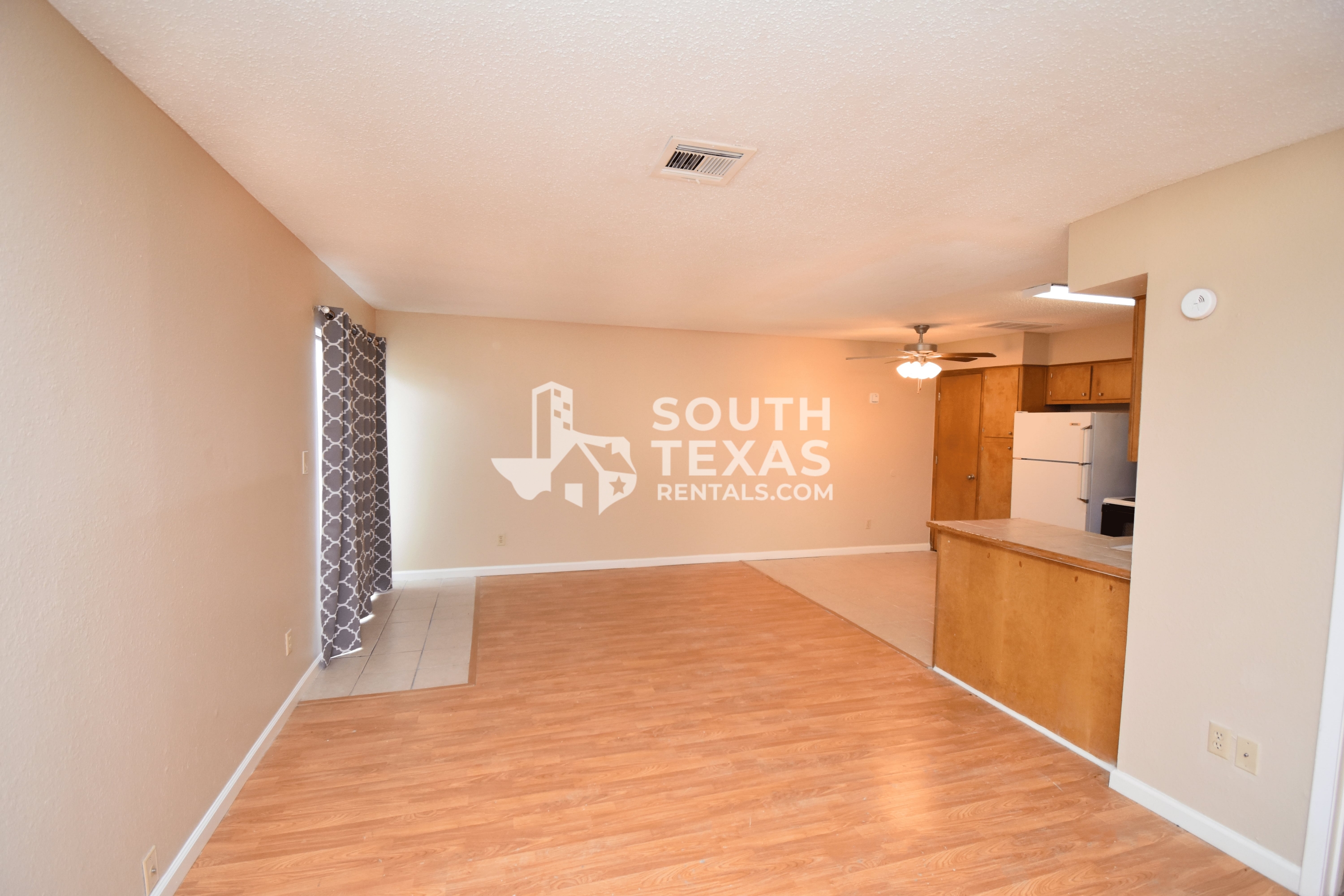 609 Sherwood Dr Apt D Victoria TX 77901 Featured Image